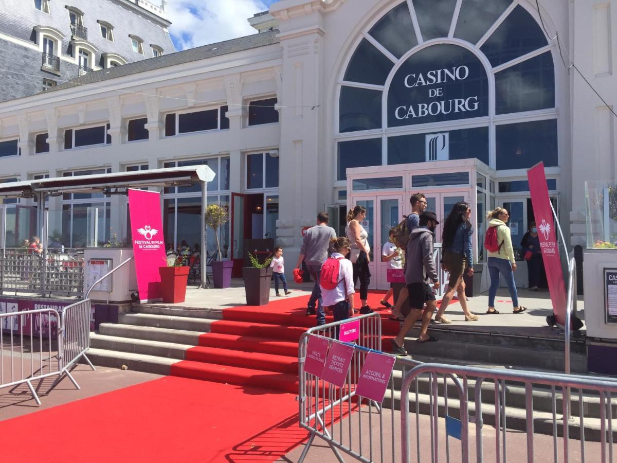 Chez Edwige A Cabourg Thalasso Plage Wifi Bagian luar foto